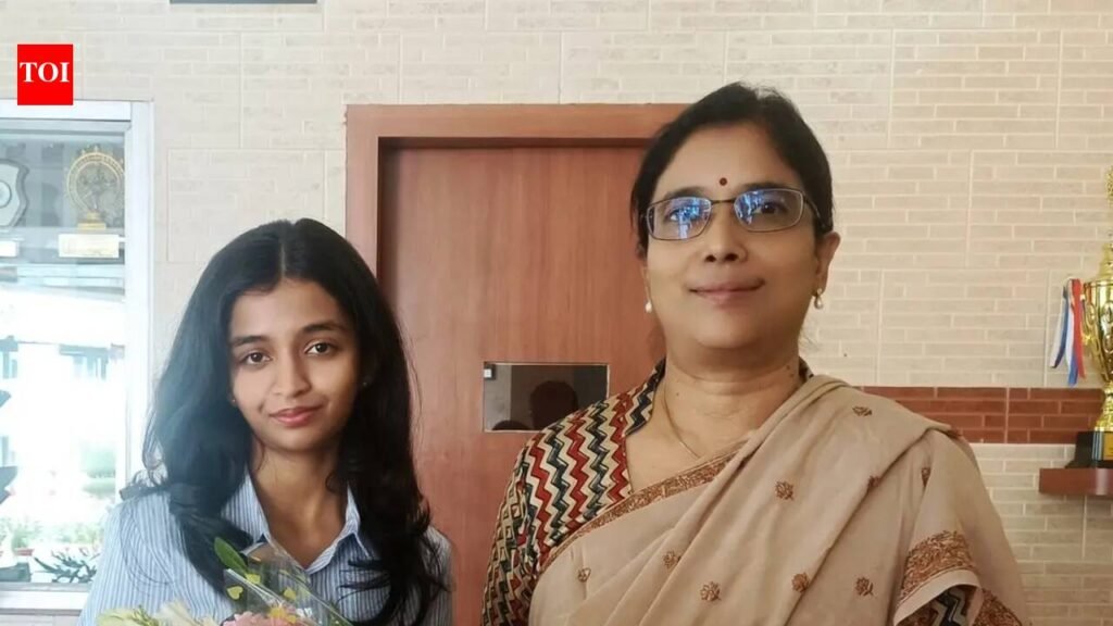 DPS Ranchi’s Avni Kejriwal becomes CBSE Class 12 commerce national topper after re-evaluation, scores 500/500 | Ranchi News