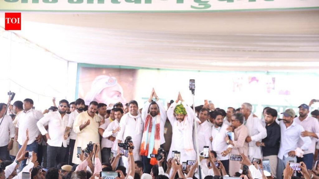 BJP MLA walks off stage as Beniwal targets CM at Jat reservation rally | Jaipur News