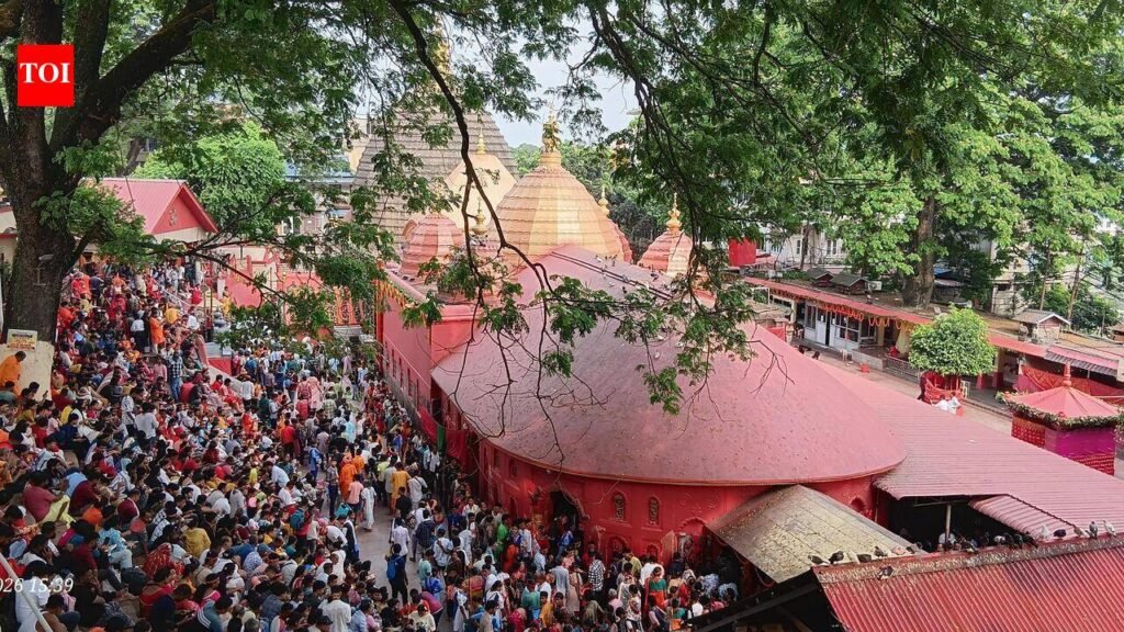 Thousands throng Kamakhya temple hill as Ambubachi begins; police regulate crowd in batches | Guwahati News
