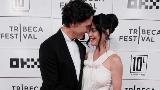 Katy Perry and Justin Trudeau make a chic couple, pack on PDA at Tribeca Festival red carpet