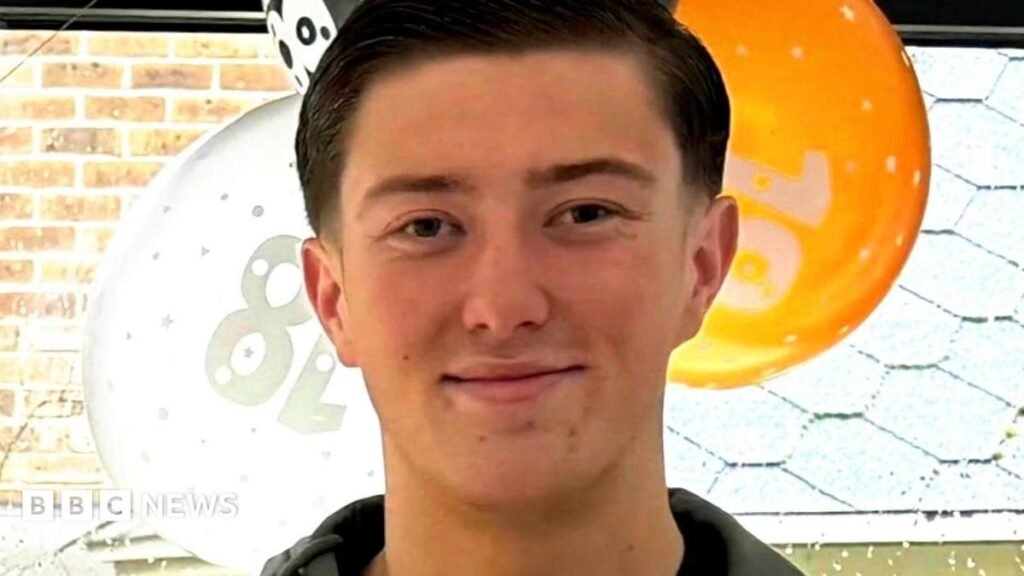 How police took eight minutes to find Henry Nowak’s fatal stab wound