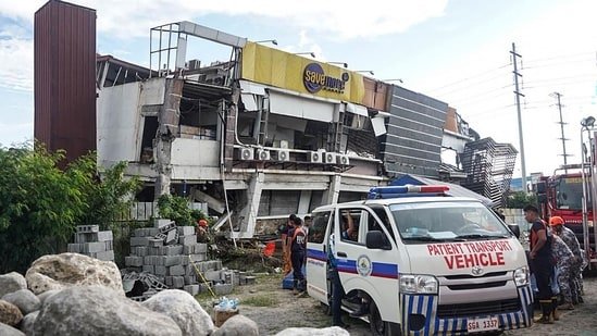 Philippines quake toll climbs to 32 as people recall violent tremors: ‘I could hardly stand, shaking was very strong’