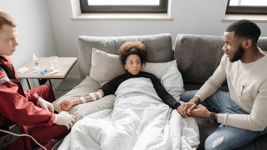 Neurologist lists 5 must-follow rules for people with epilepsy to reduce risk of complications
