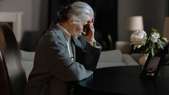 Can low blood cholesterol increase dementia risk? Heart surgeon with 25 years of experience explains the link