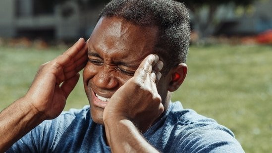 How to differentiate between migraine and brain tumour? Neurologist explains