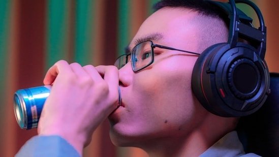 Maryland doctor explains drinking energy drinks regularly can be harmful to you: ‘These increase blood pressure…’
