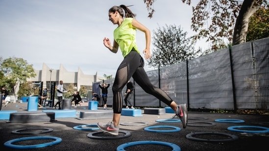 Fitness coach ranks the 6 best cardio exercises for fat loss from best to worst: Running is 5th and on 1st is…