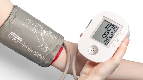 Mumbai doctor shares the symptoms people commonly ignore before receiving a hypertension diagnosis