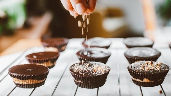 Craving a sweet treat? Try this gastroenterologist-approved ‘addictive’ high-fibre Reese’s cups recipe made using dates