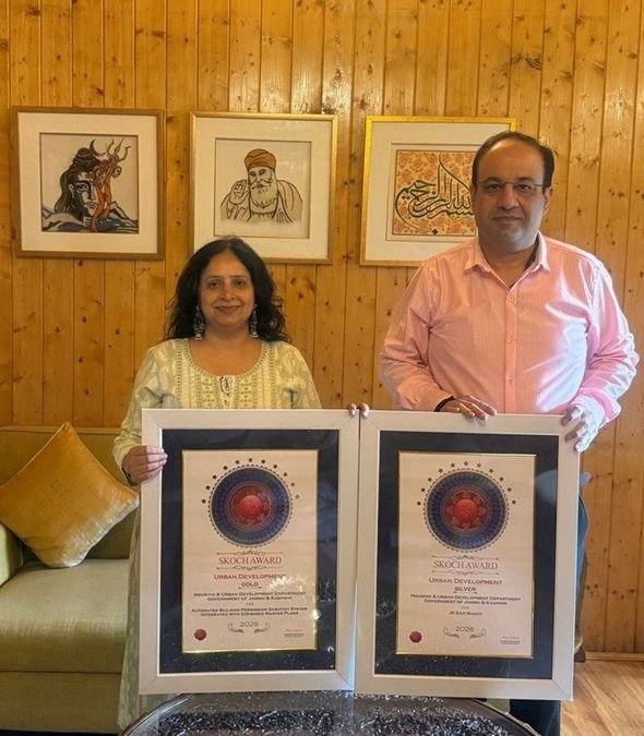J&K H&UDD Wins SKOCH Awards for Digital Governance