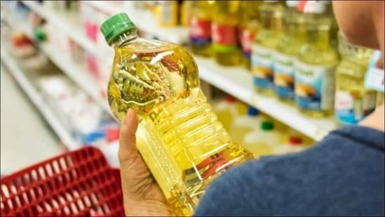Is your cooking oil making you sick? Dietitian reveals the composition of fats in these edible oils