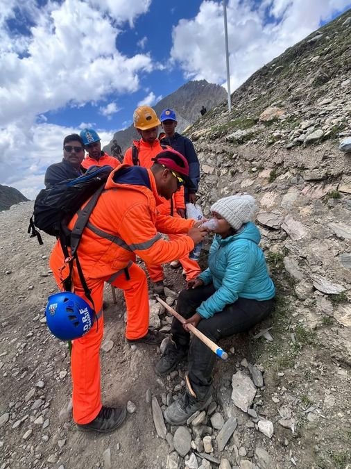 JK SDRF sets up 24×7 emergency camp on Jammu-Srinagar NH for Amarnath Yatra