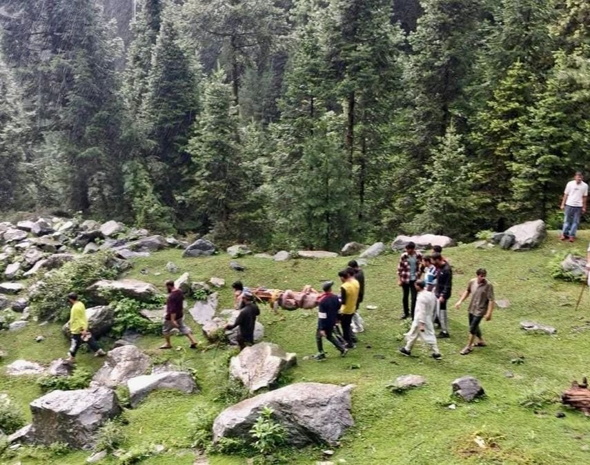 7 killed in fresh landslide in rain-hit Poonch, rescue operation underway