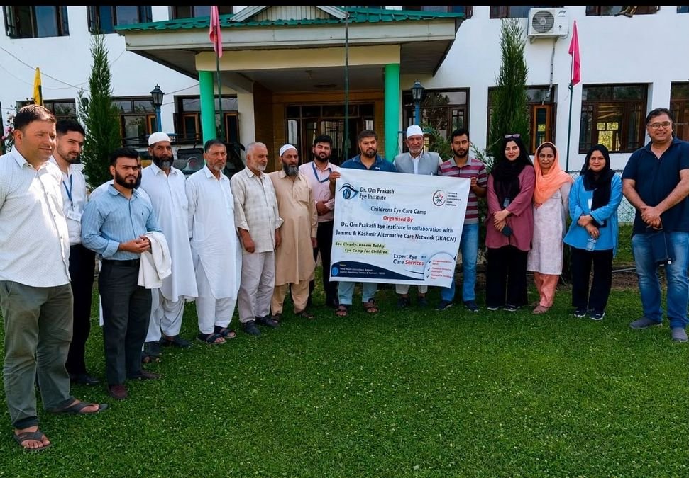 Second free eye screening camp held at Bait-ul-Hilal Chawalgam Kulgam