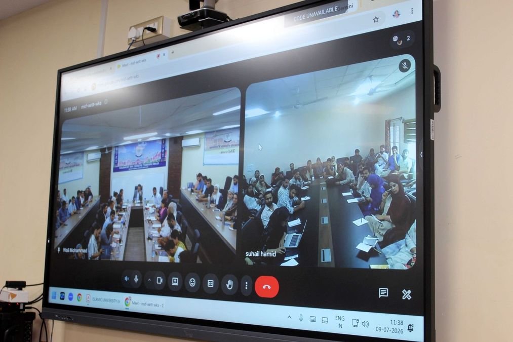 IUST organises author workshop in collaboration with Cambridge University Press