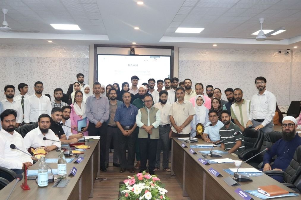 IUST hosts project conclave ‘Raah’ to strengthen student innovation ecosystem