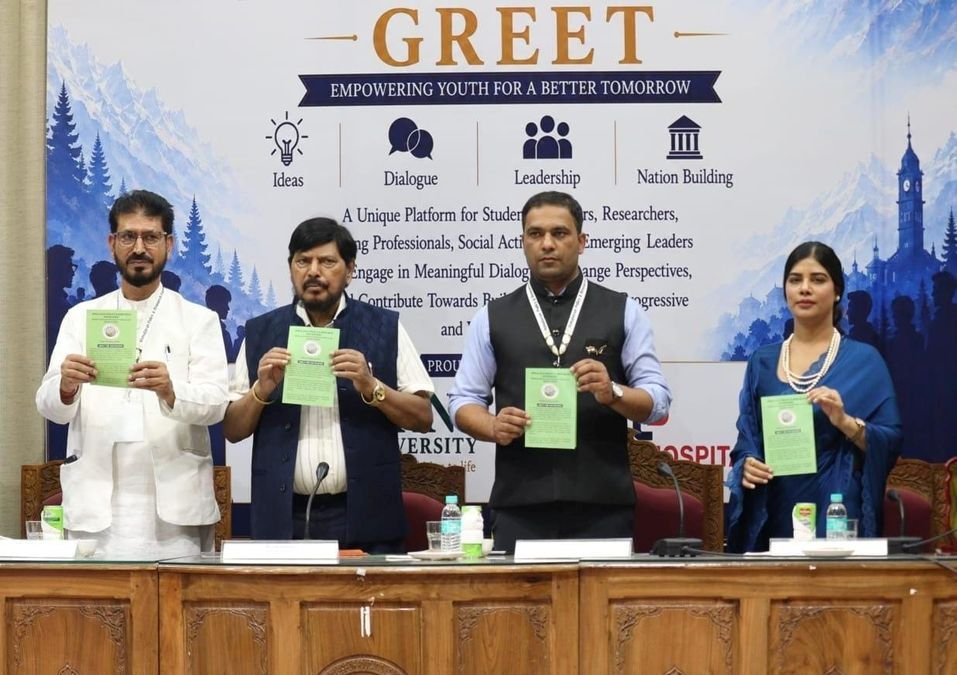 Over 50 research scholars take part in Young Thinkers meet in Srinagar