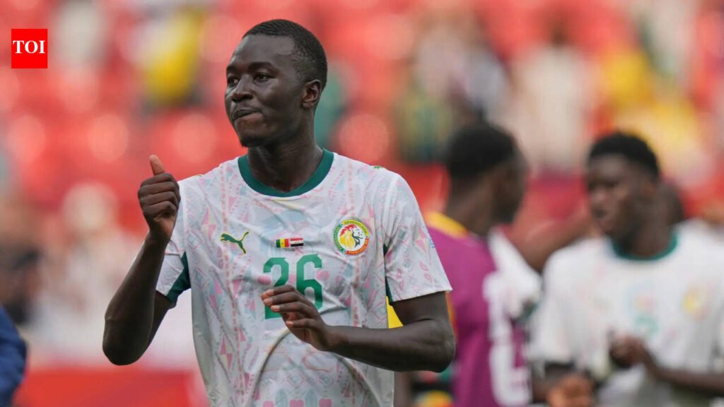 Pape Gueye: ‘As long as this technical staff remains’: Senegal’s Pape Gueye puts international career on hold after World Cup exit | Football News