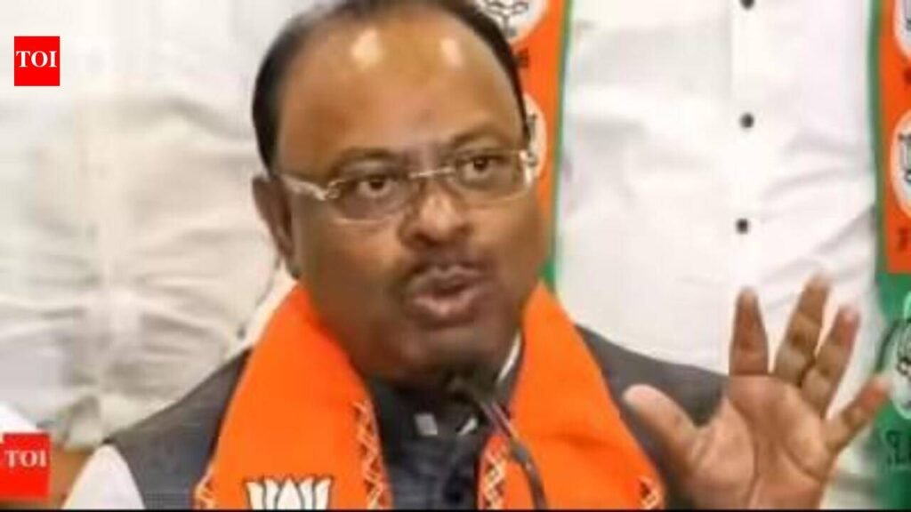 Only 1.28L, not 3.12 crore, land survey cases pending in state, says Bawankule | Pune News