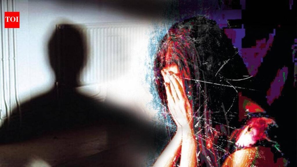 Man assaults, threatens to kill wife on court campus | Rajkot News