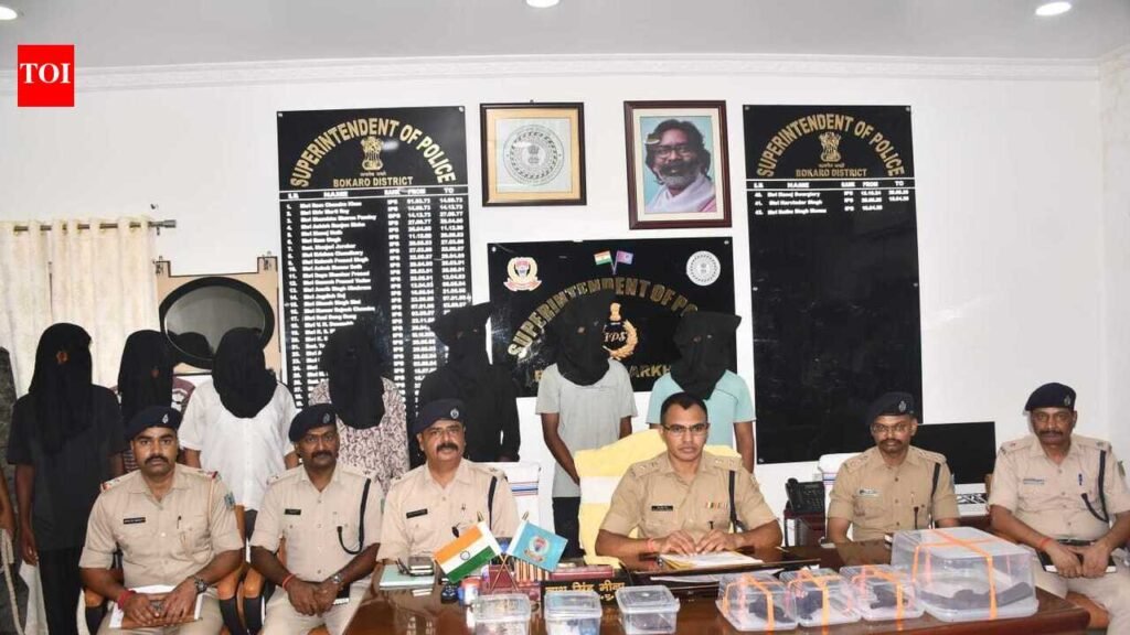 Bokaro police bust inter-state chain-snatching gang, arrest 5 | Ranchi News