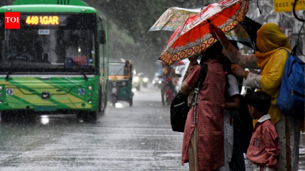 Delhi receives monsoon showers after 5-day delay; first July onset in 4 years | Delhi News
