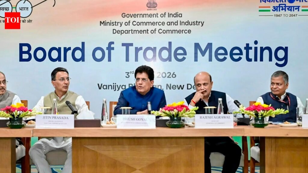India Exports 1 Trillion: India sets $1 trillion export goal for FY26 as merchandise, services trade rise