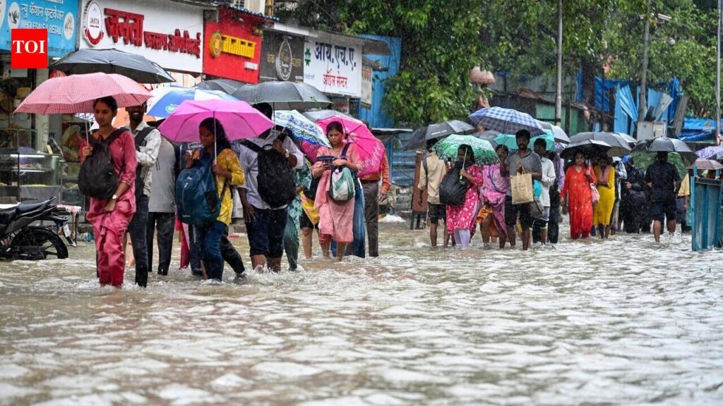 IMD sounds season’s first ‘red’ alert for weekend across Mumbai Metropolitan Region | Mumbai News