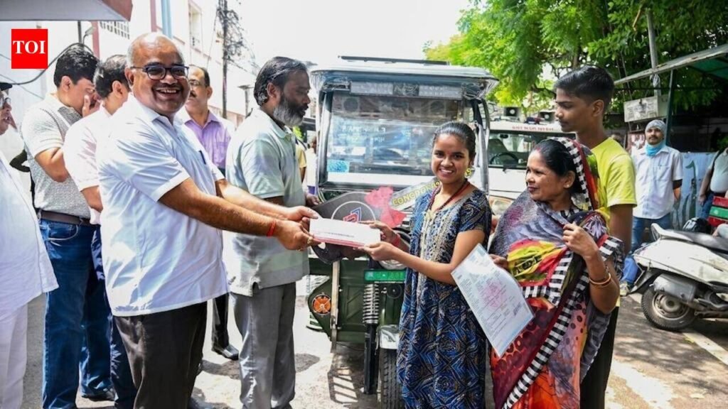 ‘Thank you, Yogi ji’: After new lease of life, CM’s support gives Khushi livelihood | Kanpur News