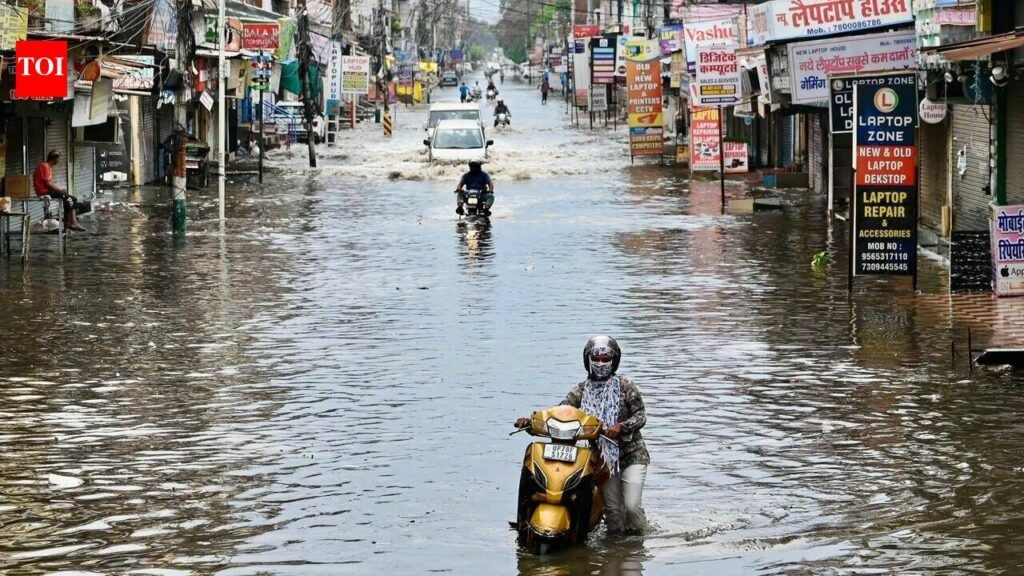 99.8 mm rain brings Kanpur to its knees | Kanpur News