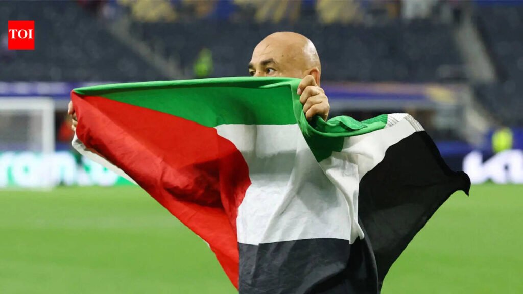 Egypt head coach raises Palestinian flag after historic FIFA World Cup win, dedicates victory to Palestinians | Football News