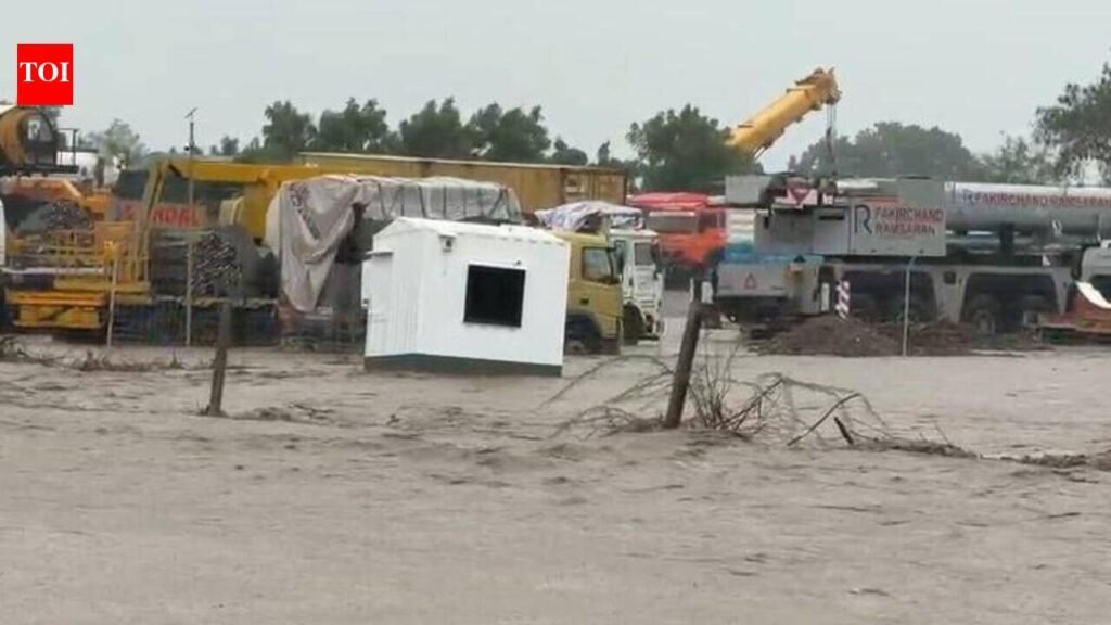 Rain subsides in Junagadh, rescue work continues | Rajkot News