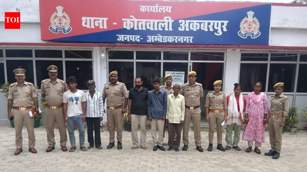 7 held as UP Police bust interstate human trafficking racket; gang allegedly sold women for Rs 2 lakh each in Rajasthan | Lucknow News