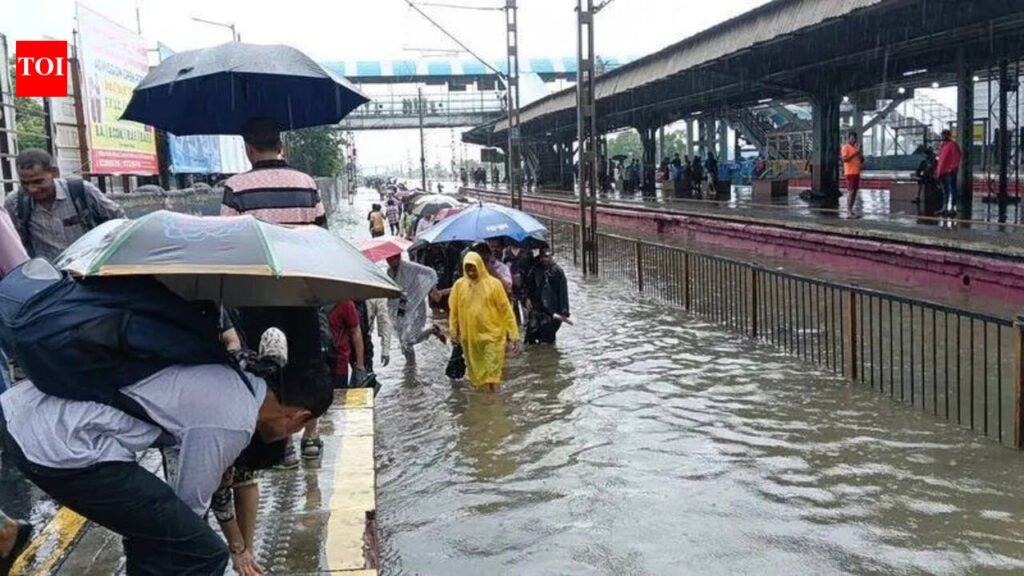 Many Vasai-Virar areas flooded, power, internet cut for hours | Mumbai News