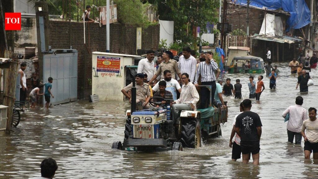 Navsari swamped, residents blame unplanned growth | Surat News
