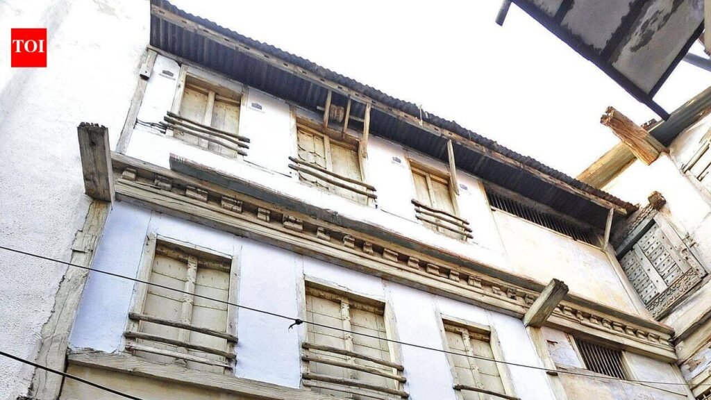 AMC unveils heritage website, reviews roadmap for old city’s preservation | Ahmedabad News
