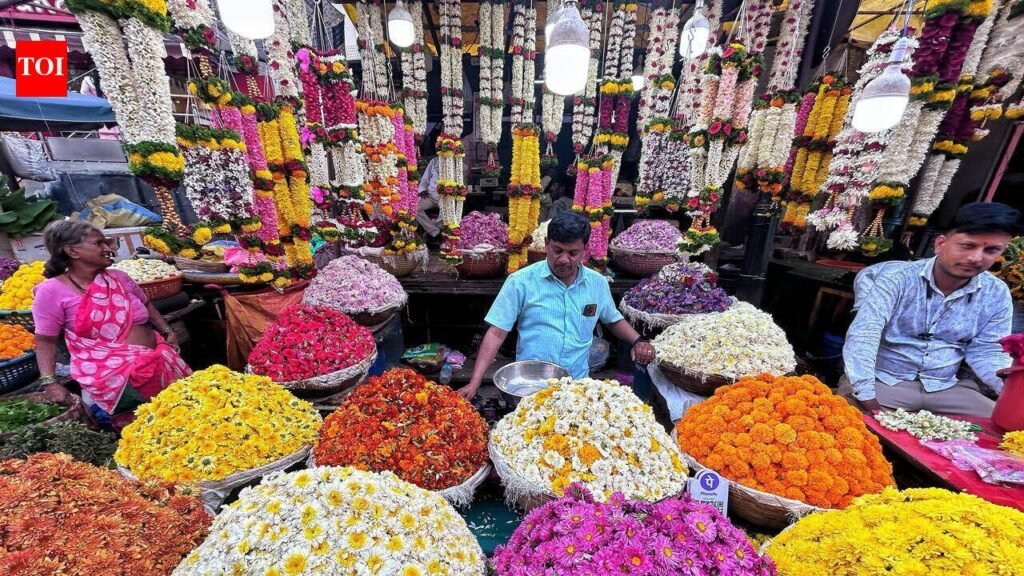 Flower shortage pushes up palkhi decoration costs by almost Rs 30,000 | Pune News