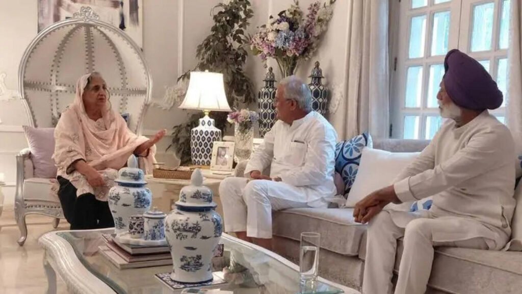 After days of defiance, Channi camp agrees to meet Baghel but sans Warring | Chandigarh News