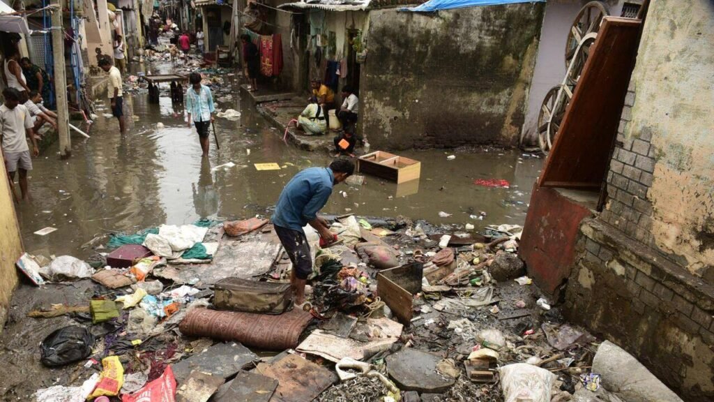 Surat floods: 13 more bodies found, toll 26 | Surat News