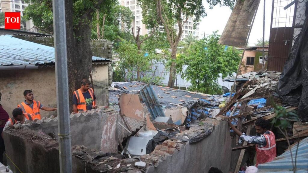 Boy (12) killed, kin injured as portion of 30-year-old building crashes in Thane | Mumbai News