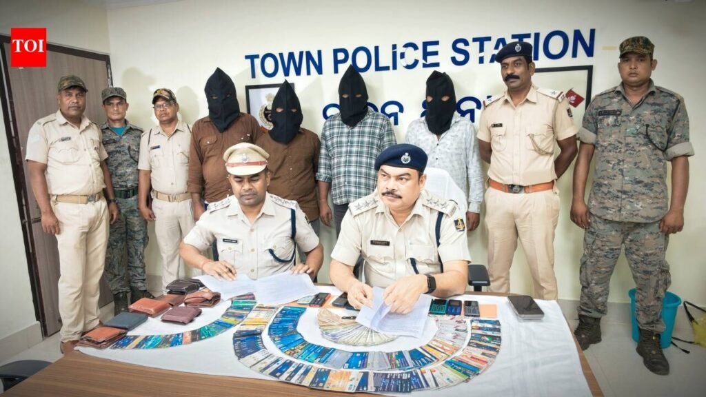 Keonjhar police bust ATM card-swapping racket, arrest 4 | Bhubaneswar News