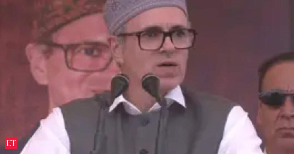 Omar defends invite to Mirwaiz for Delhi protest, says BJP creating ‘manufactured controversy’
