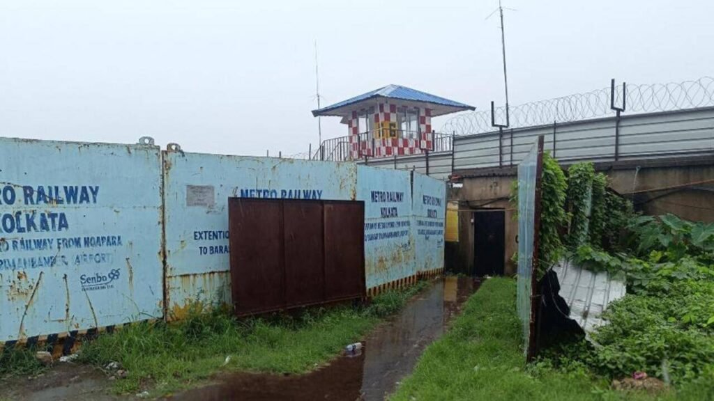 CM, Bengal BJP chief throw weight behind airport mosque removal | Kolkata News