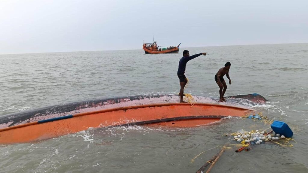 9 bodies found in capsized trawler, 6 fishermen still missing | Kolkata News