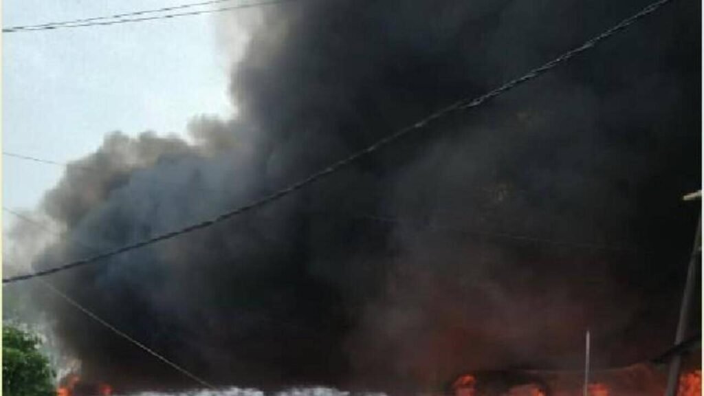 Fire guts scrap warehouse, destroys nearby huts; no casualties | Kanpur News