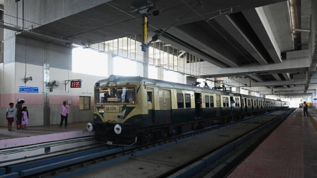 Railway Board sitting tight on CMRL takeover of MRTS | Chennai News