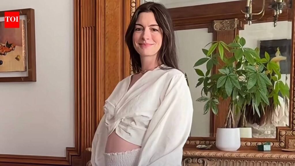 Anne Hathaway says she was ‘shocked’ to learn she was pregnant with baby No. 3: ‘We’re calling this one our buzzer-beater’ |