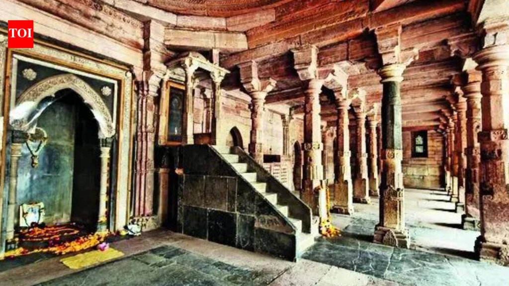 Supreme Court: Give Muslims alternative site for namaz: Supreme Court to Dhar administration | India News