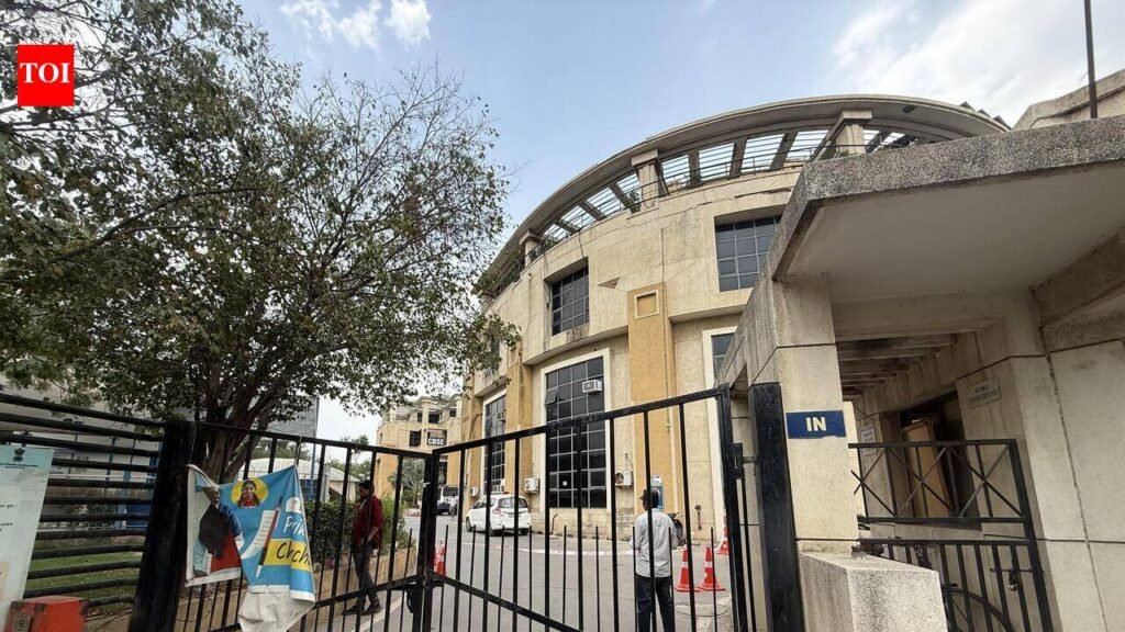 Govt allots Rs 6 lakh emergency fund for ward upkeep, councillors say need more | Gurgaon News