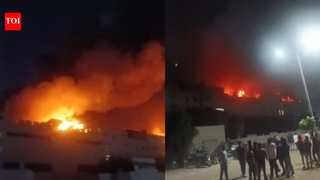 Fire breaks out at Lifelong industrial warehouse in Gurgaon | Gurgaon News